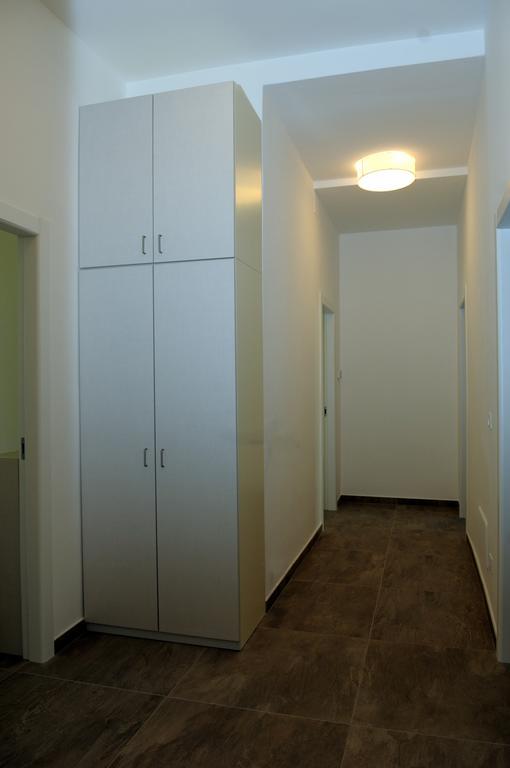 Della Torre Rooms Лечче Экстерьер фото