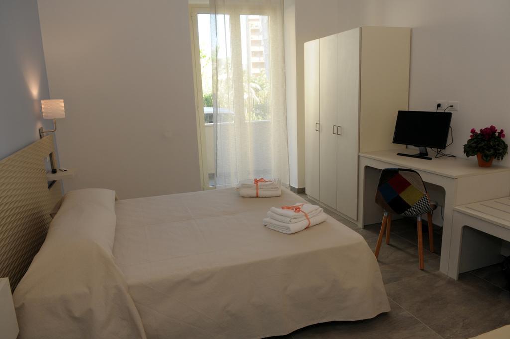 Della Torre Rooms Лечче Экстерьер фото
