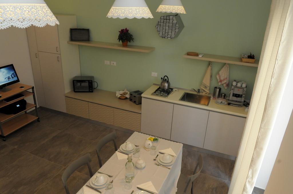 Della Torre Rooms Лечче Экстерьер фото
